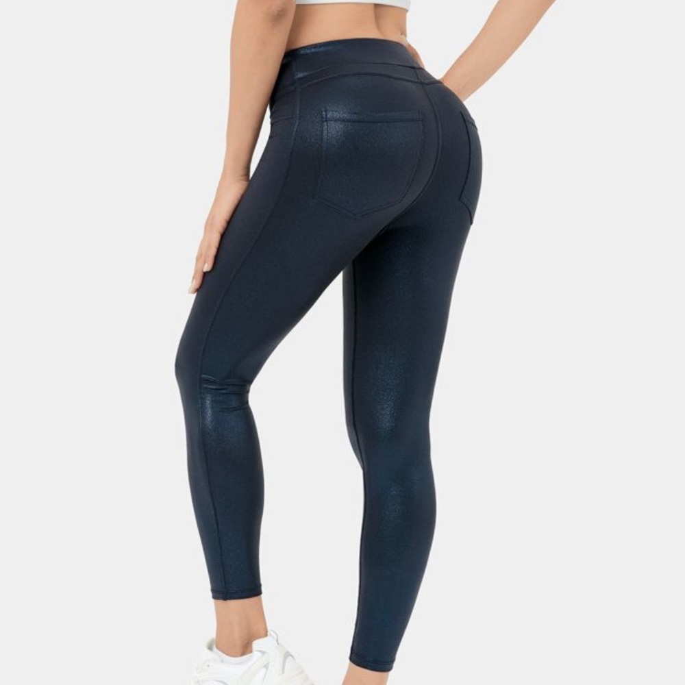 NWT Halara Softlyzero Faux Leather High Waisted Back Pocket Leggings shiny foil